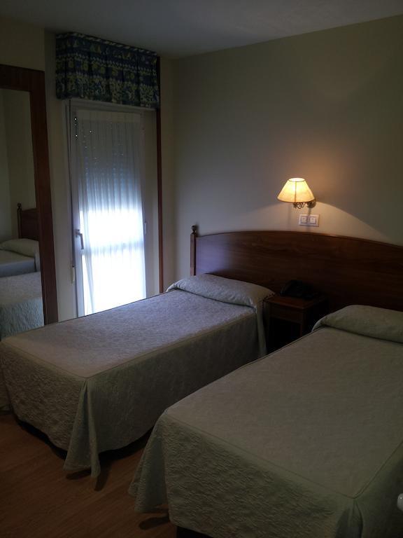 Begona Playa Hotel Gijón Quarto foto